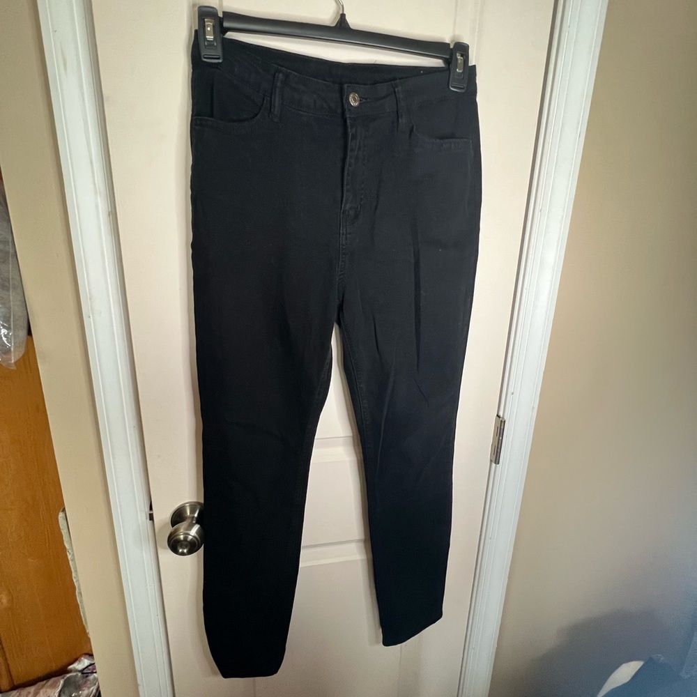 Black high waisted stretch jeggings pants H&M skinny Jean pockets are real
